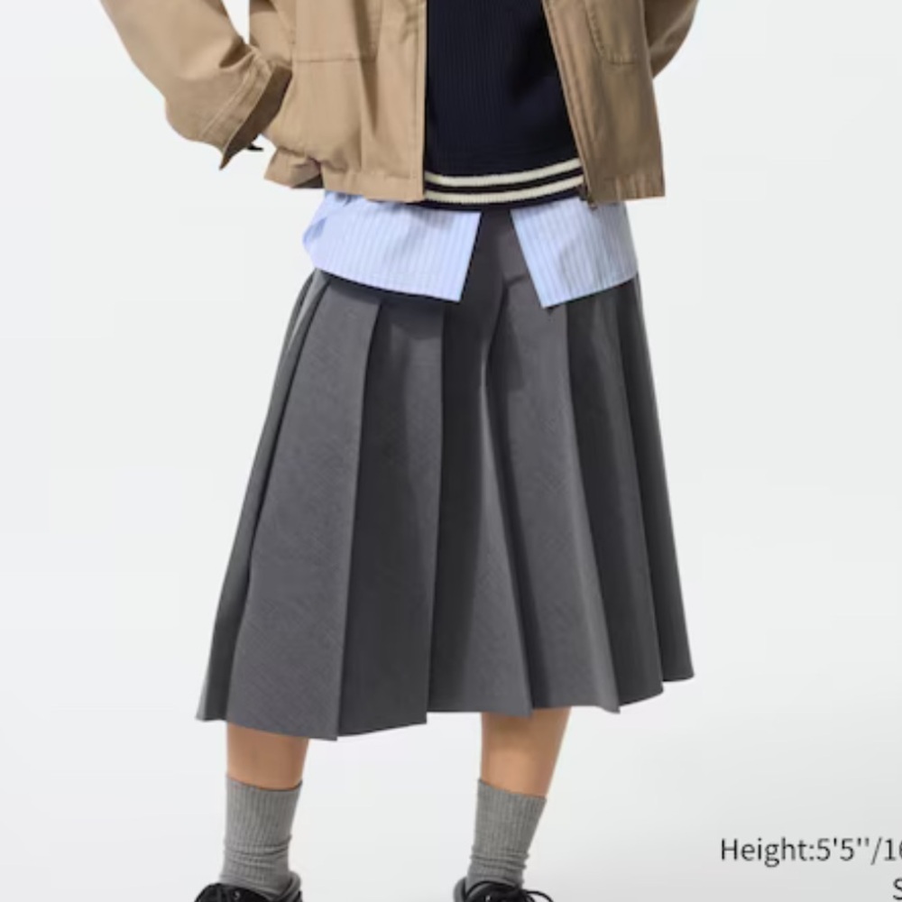 Uniqlo Grey Pleated Skirt